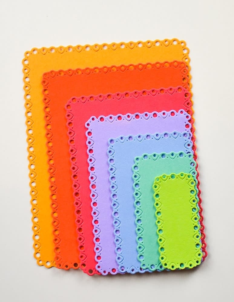 MEMORY BOX NOTCHED EYELET FRAMES DIE SET