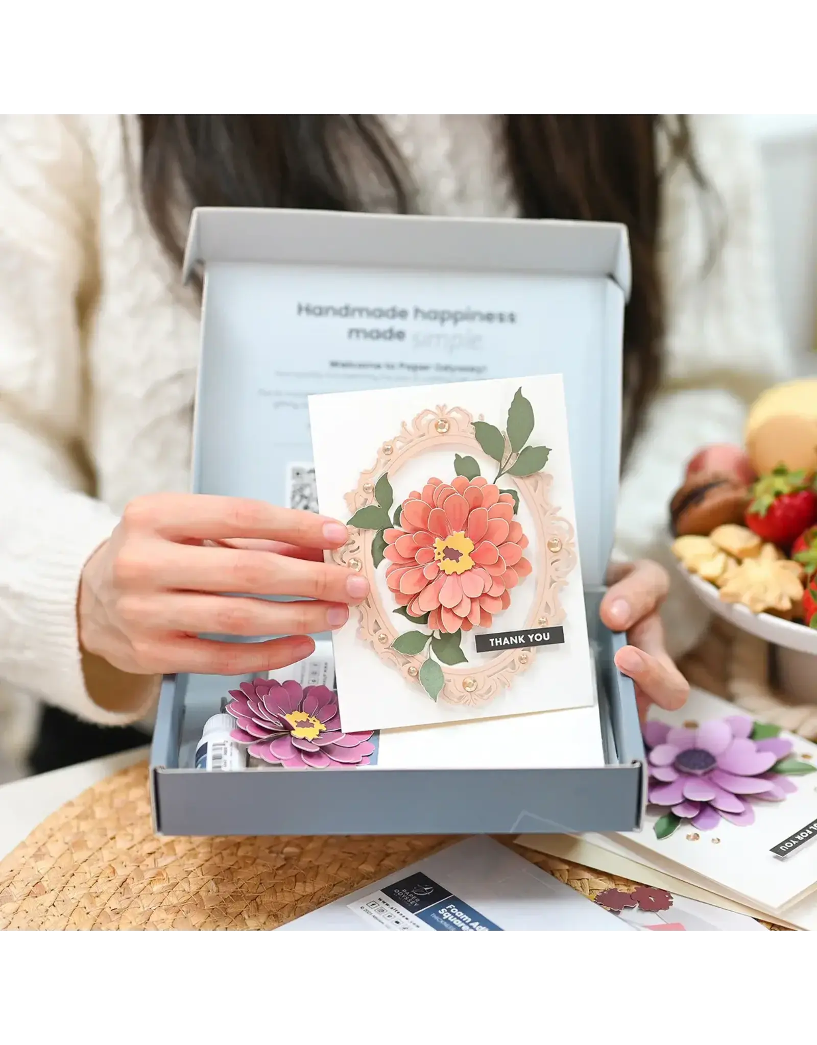 ALTENEW ALTENEW FLORAL ELEGANCE GREETING CARD KIT
