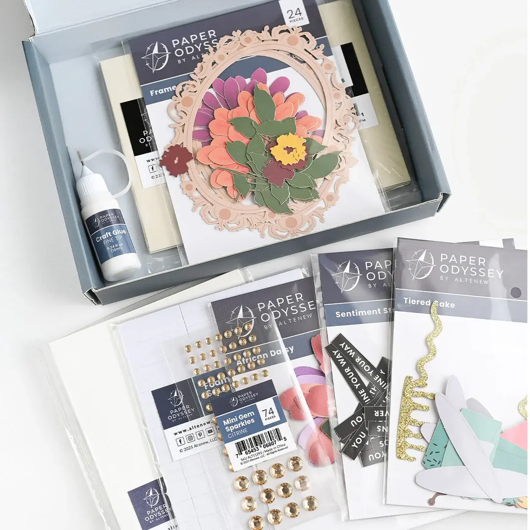 ALTENEW ALTENEW FLORAL ELEGANCE GREETING CARD KIT