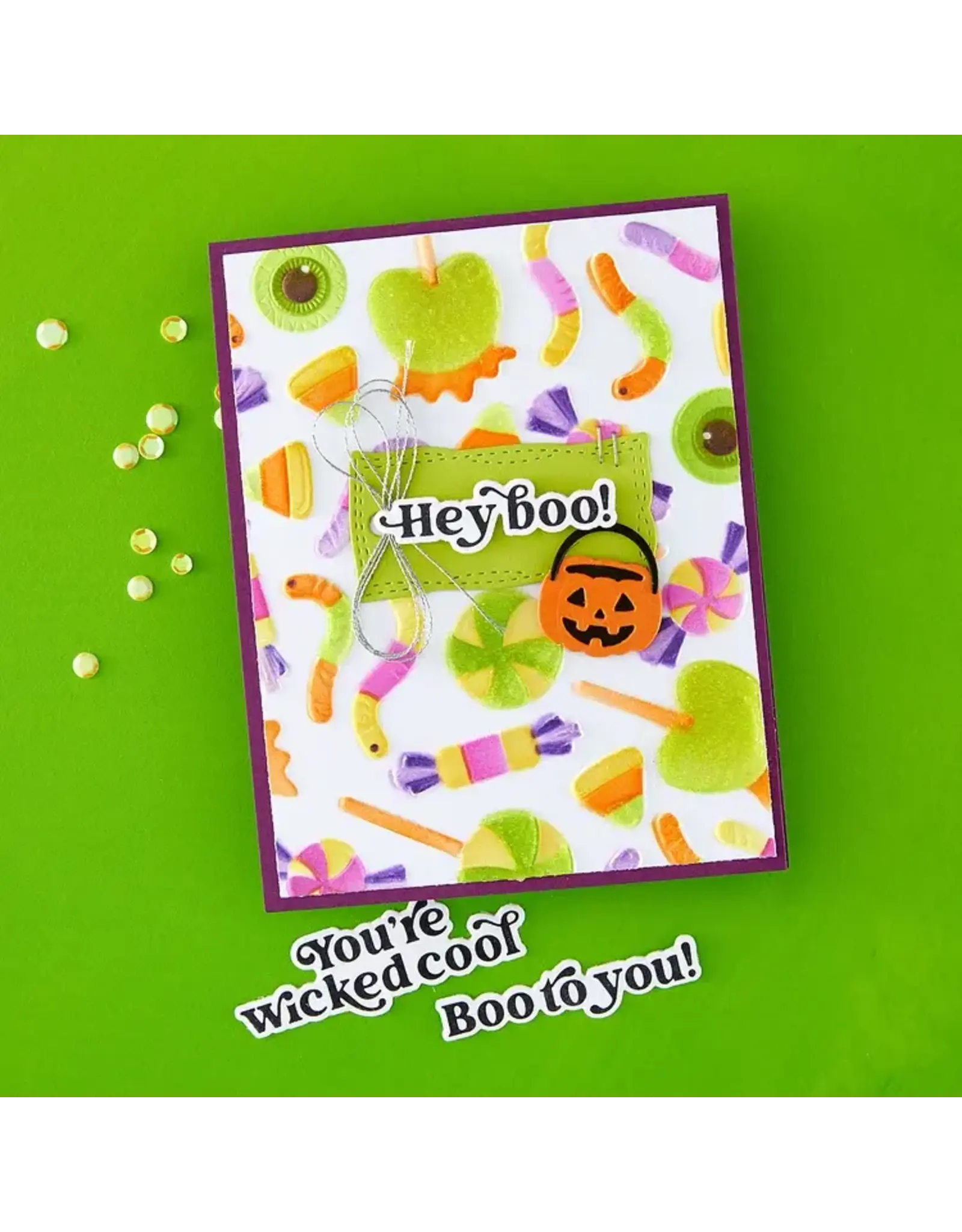 SPELLBINDERS SPELLBINDERS SIMON HURLEY TRICK OR TREAT 3D EMBOSSING FOLDER AND STENCIL