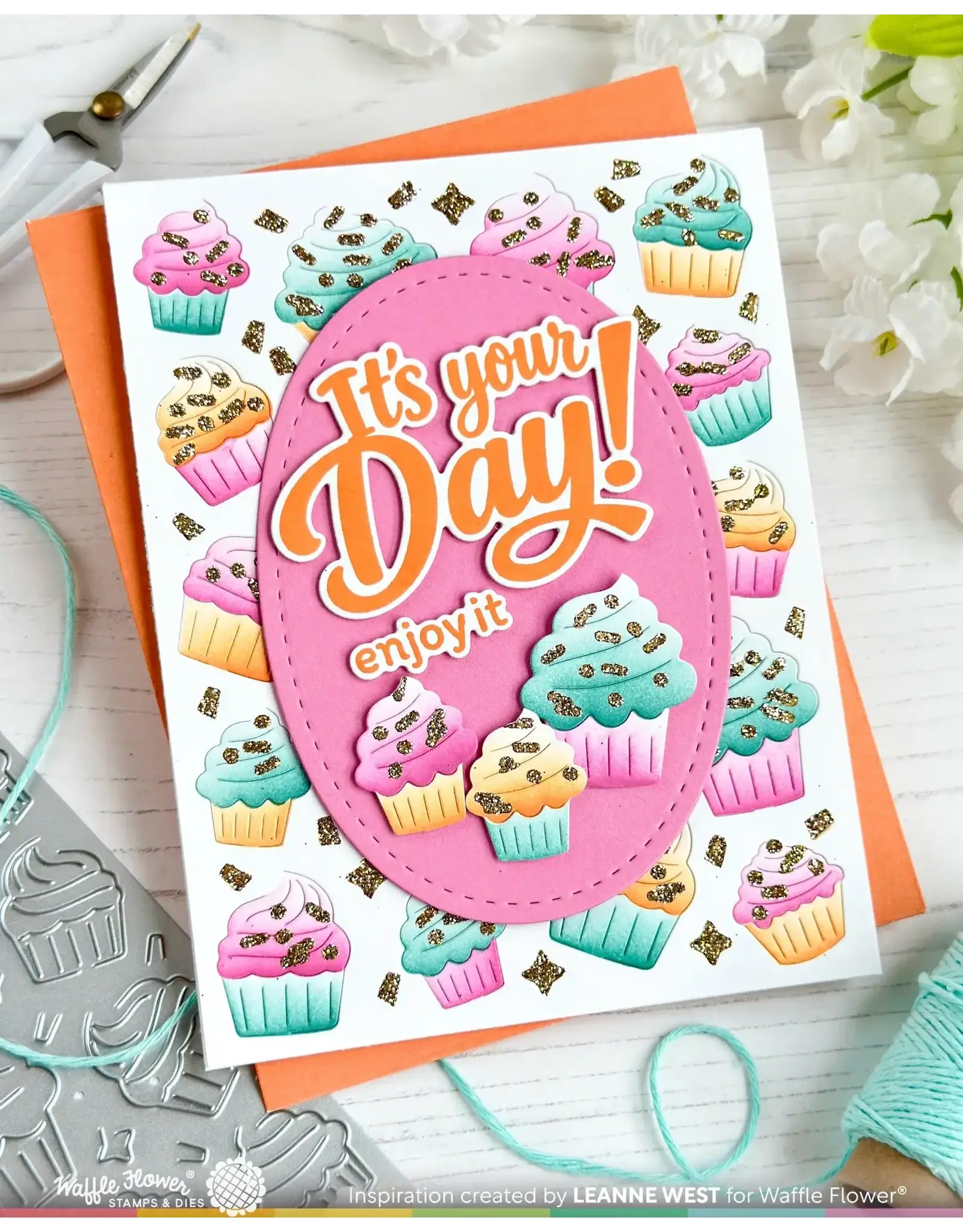 WAFFLE FLOWER WAFFLE FLOWER CUPCAKE BACKGROUND COLORING STENCIL SET