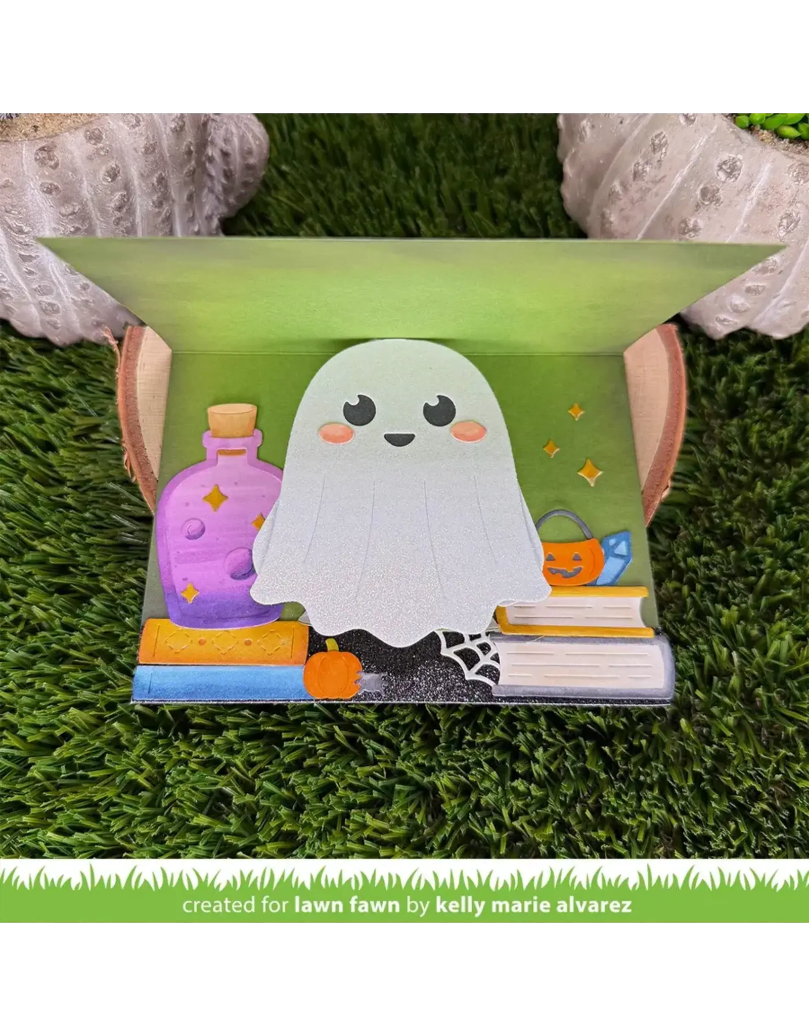 LAWN FAWN LAWN FAWN BIG HUGS GHOST DIE SET