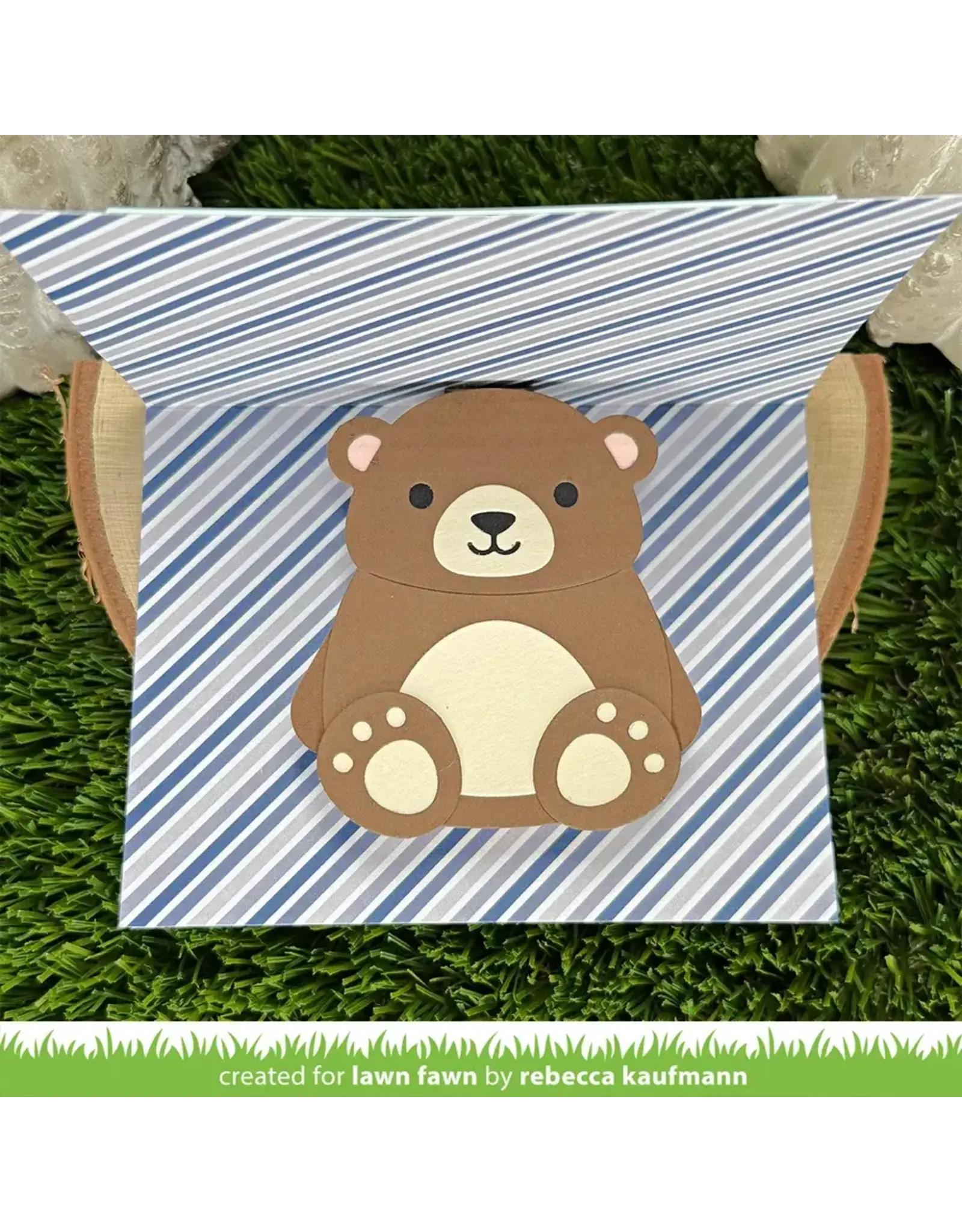 LAWN FAWN LAWN FAWN BIG HUGS POP-UP DIE SET