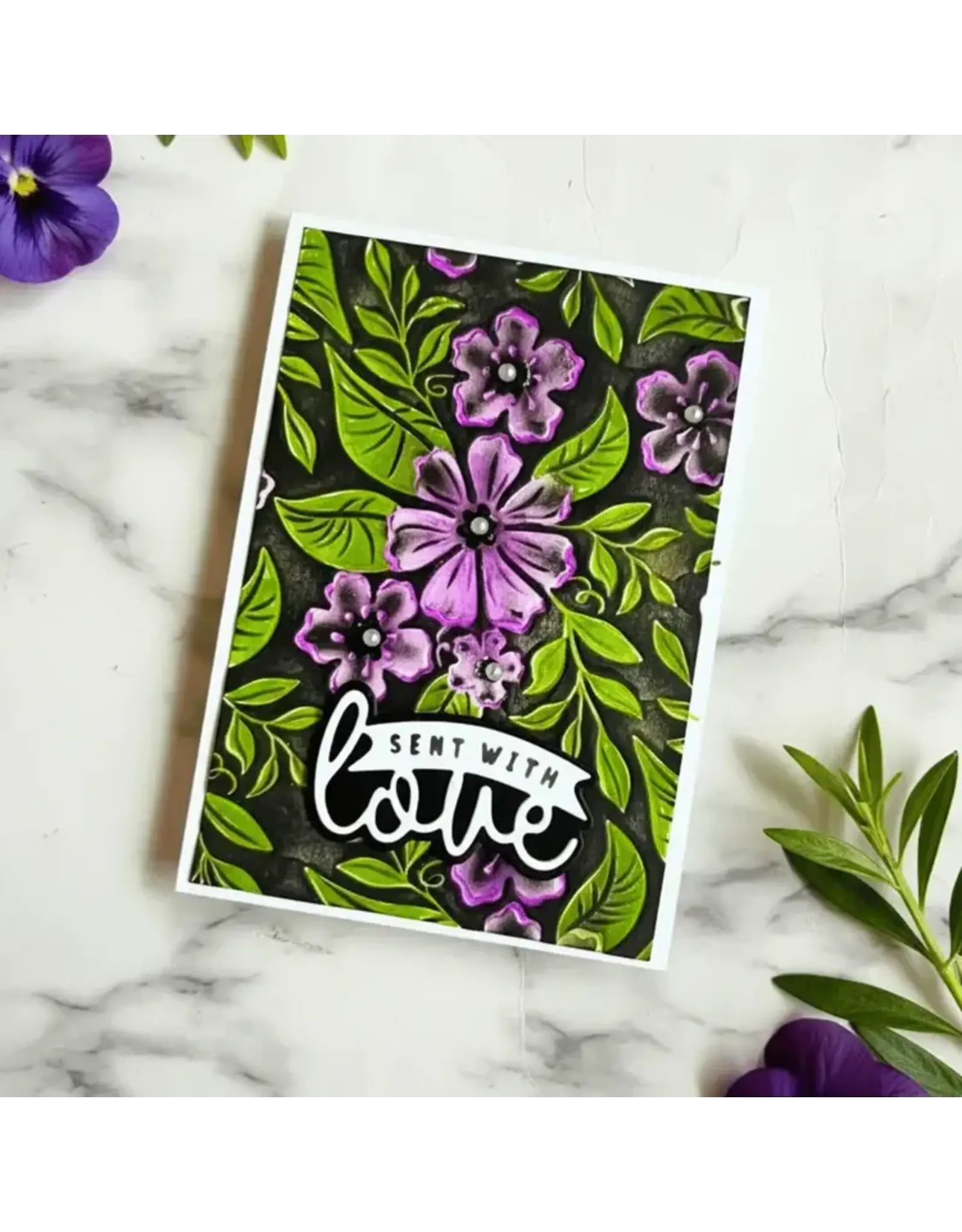 LISA HORTON CRAFTS LISA HORTON CRAFTS PERFECT POSIE 5x7 3D EMBOSSING FOLDER