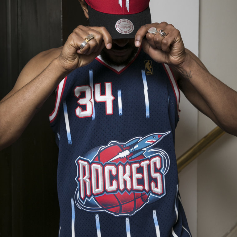 Mitchell & Ness Men's Houston Rockets NBA Hakeem Alajuwon Hardwood