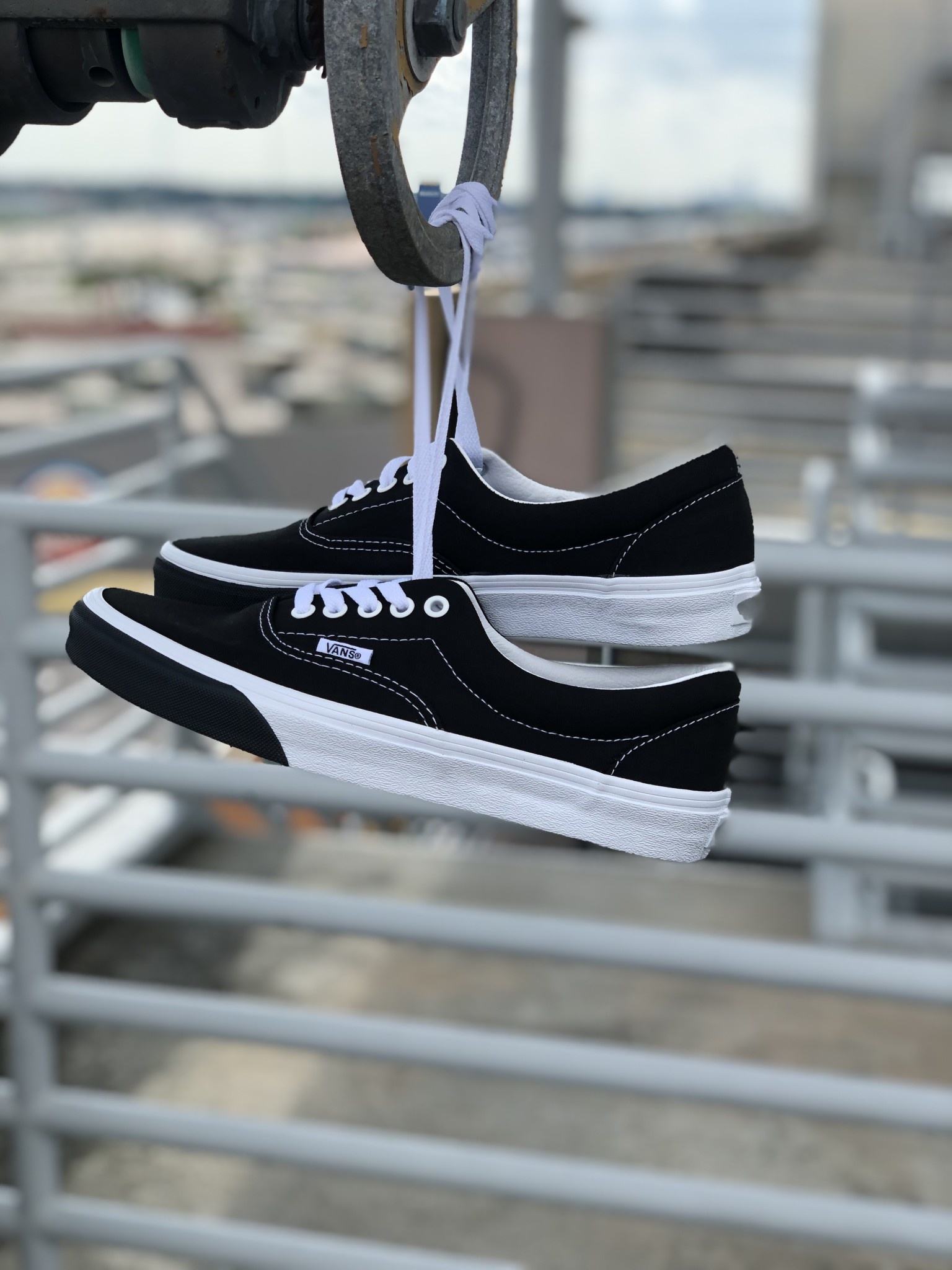 vans era colour block trainers