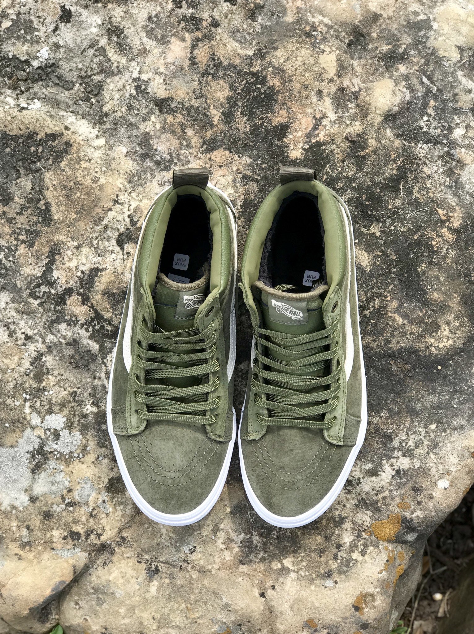 sk8 hi winter moss