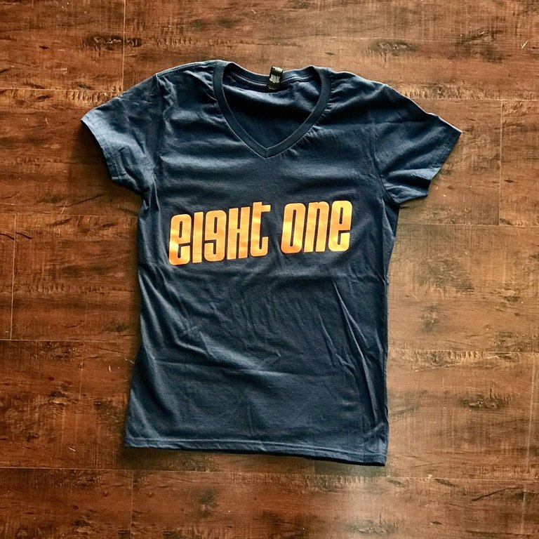 T-Shirt - Eight One