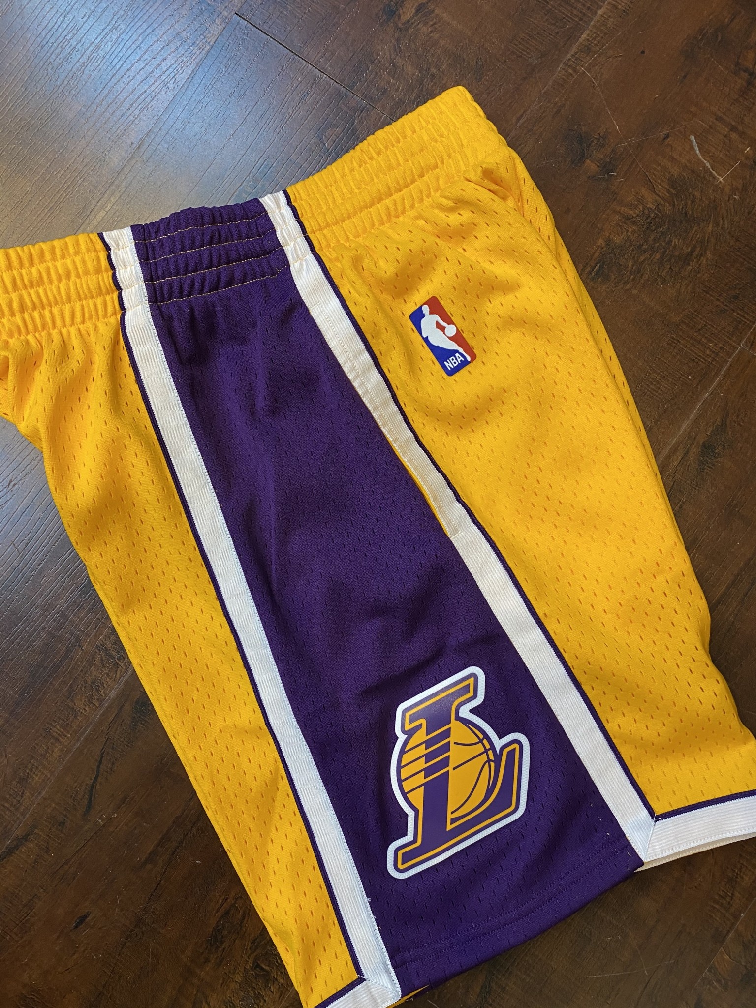 Lakers M&N Men's '09 Swingman Shorts - The Locker Room of Downey