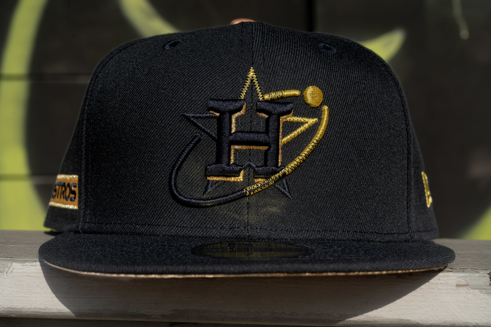 EIGHT ONE X ASTROS CITY CONNECT GOLD DUST now available from