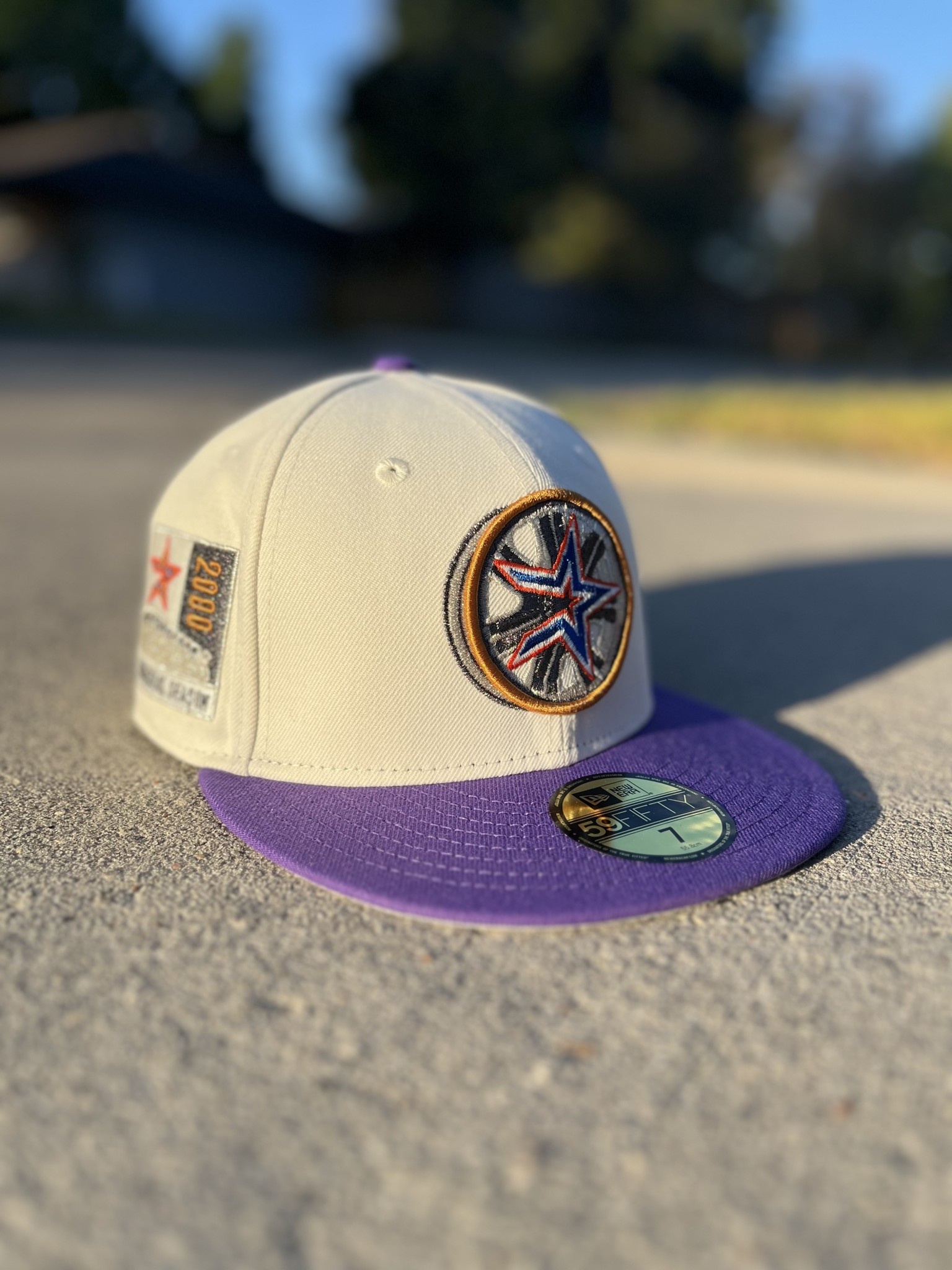 Pin on Snapbacks are clean