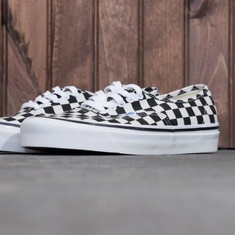 vans authentic full white original