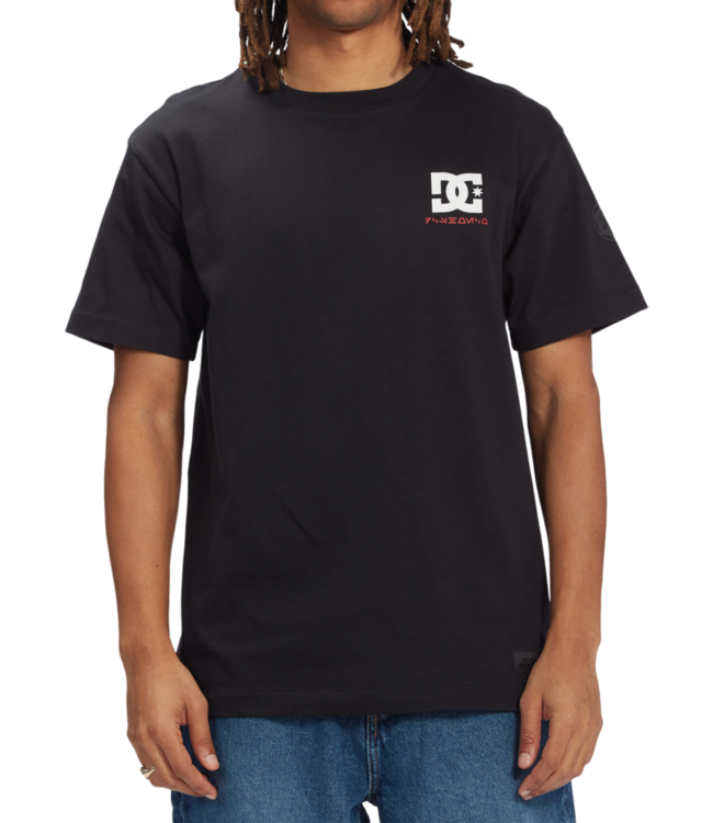 DC DC Mens Vader Class TShirt KVJ0