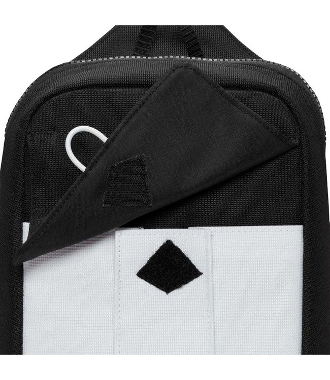 Nike Kyrie Crossbody Bag DQ5345 010 Athlete's Choice