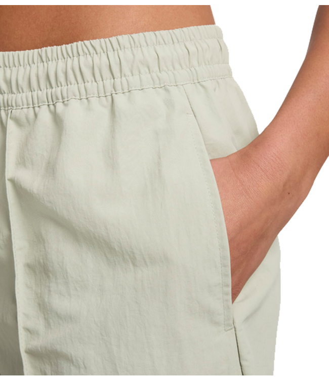 nike Nike Wmns NSW Essenstial MR 5in Short FV6622 370