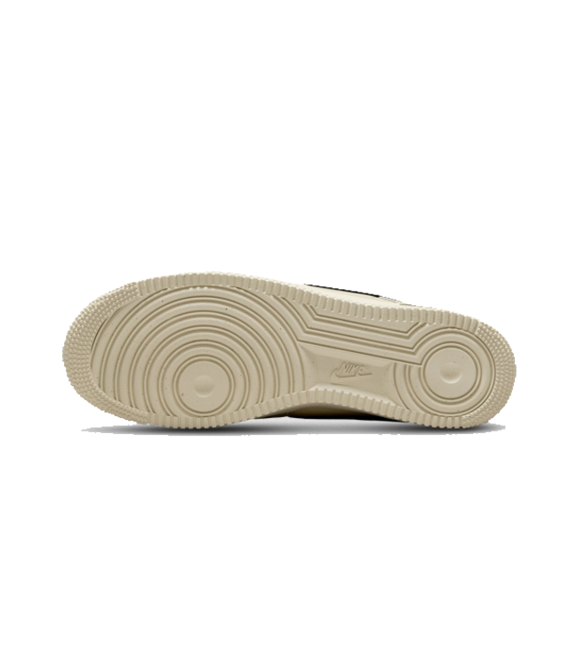 nike Nike Mens Air Force 1 LV8 HQ2037 200