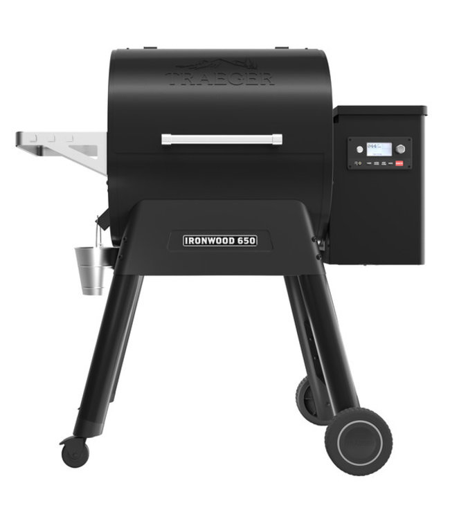 TRAEGER IRONWOOD SERIES 650 PELLET GRILL