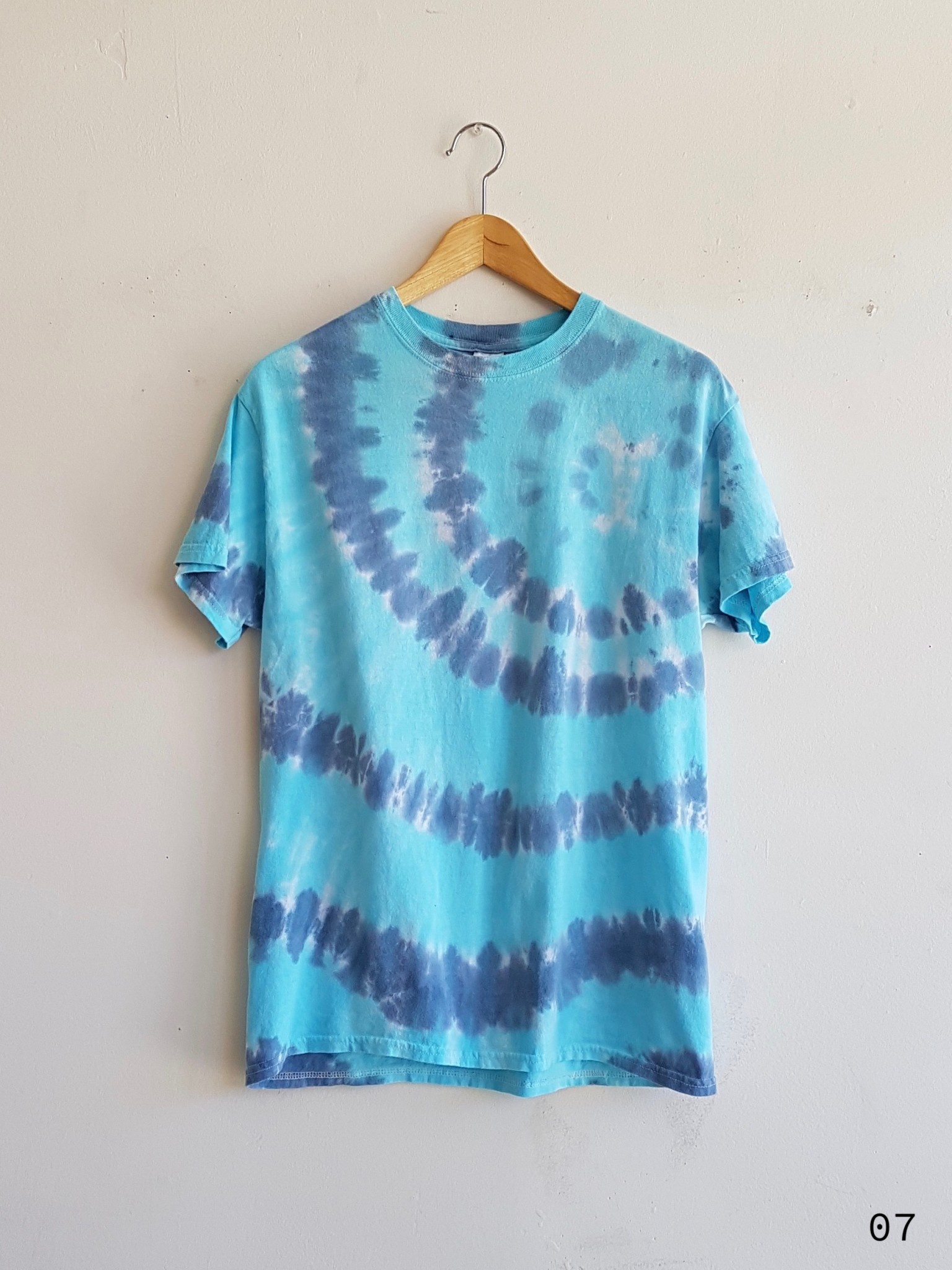 vintage tie dye shirts