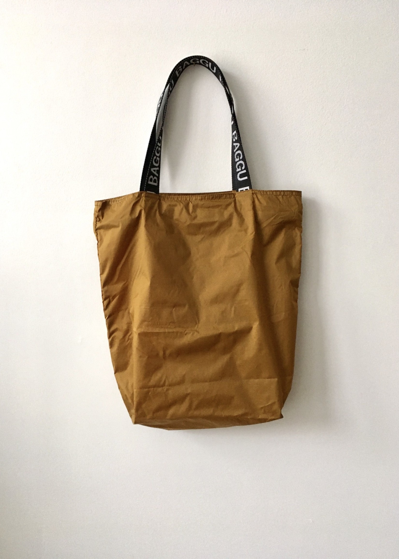 baggu zip tote