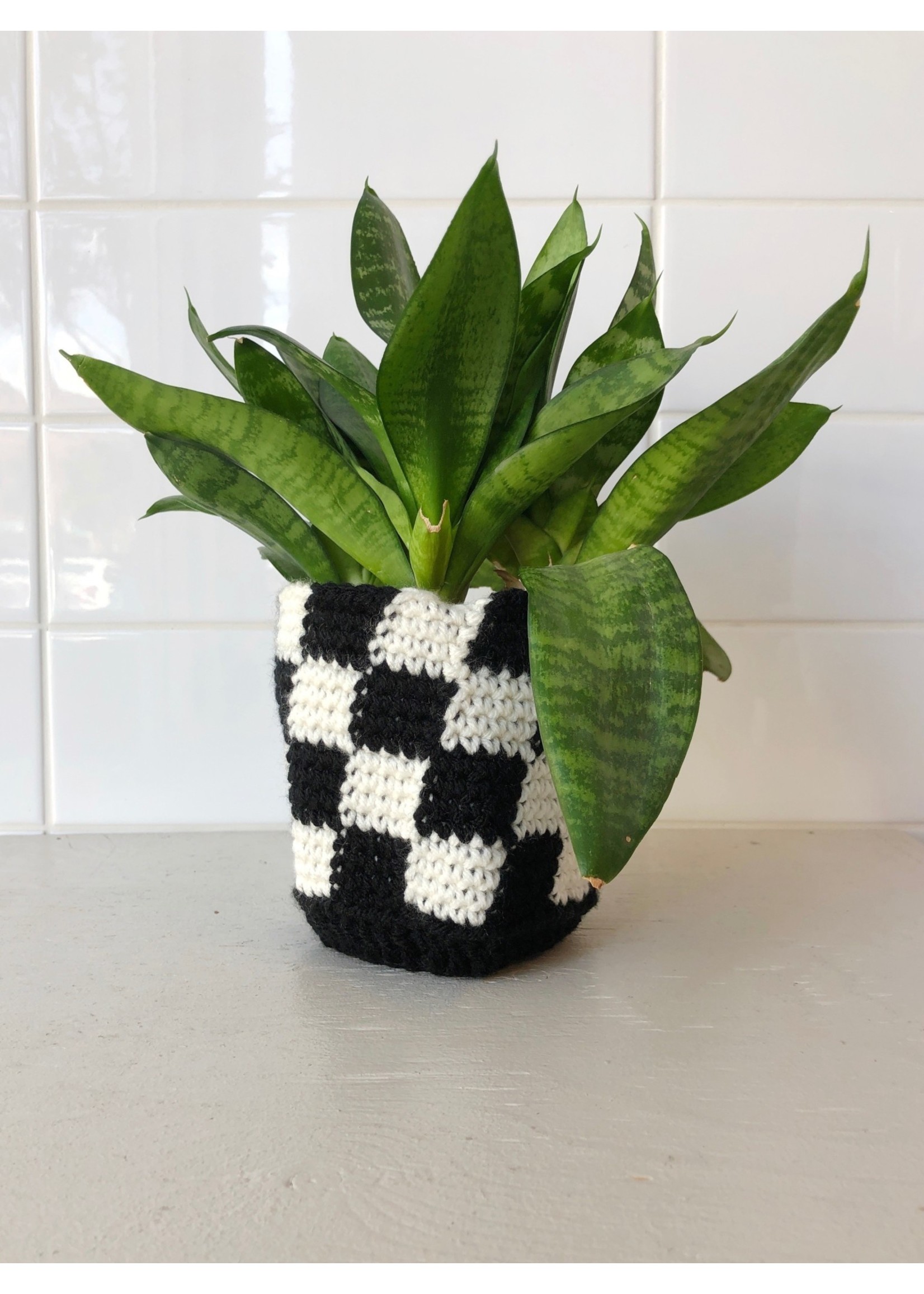 Slow May Cache-pot à carreaux en crochet par Slow May