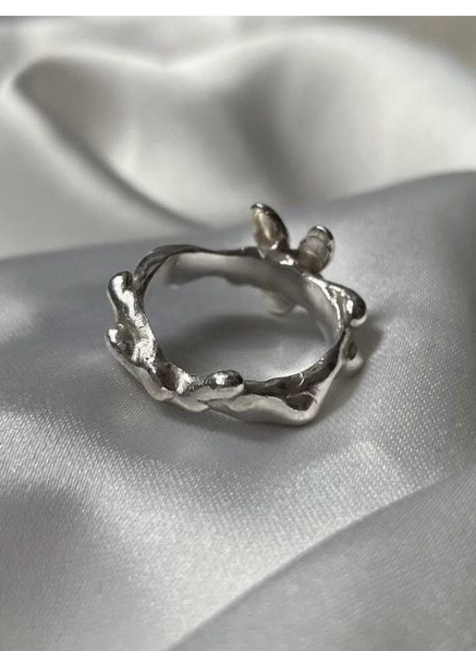 Artawork Sterling silver rings "Gloopy Flower" by ARTAWORK