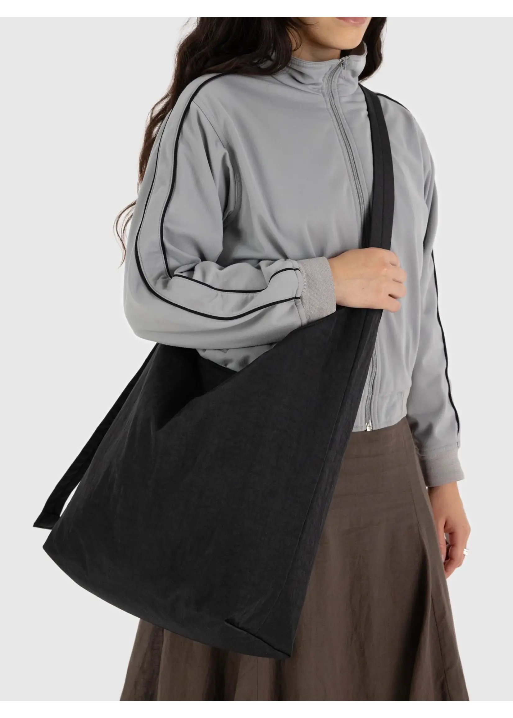 Large Nylon Sling bags by Baggu Annex Vintage