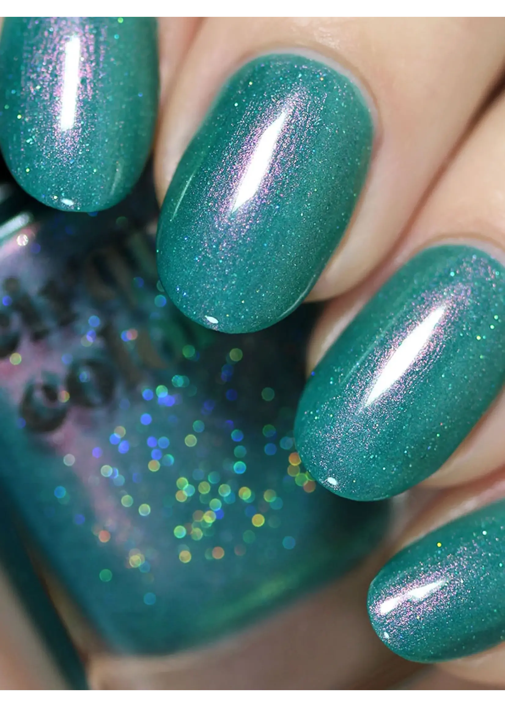 Vernis à ongles holographiques par Cirque Colors