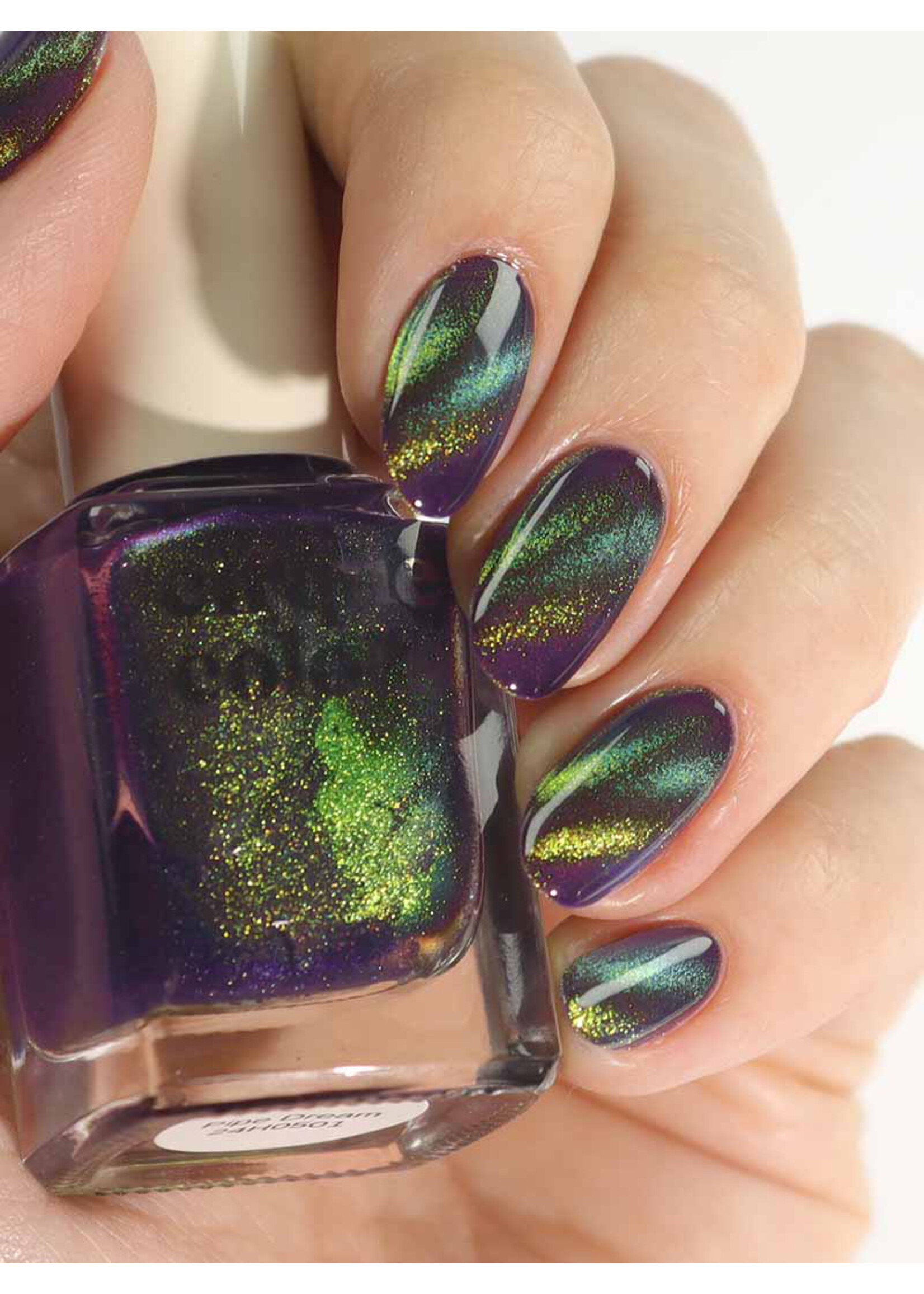 Cirque Colors Vernis à ongles métallique "Delusion Collection" par Cirque Colors