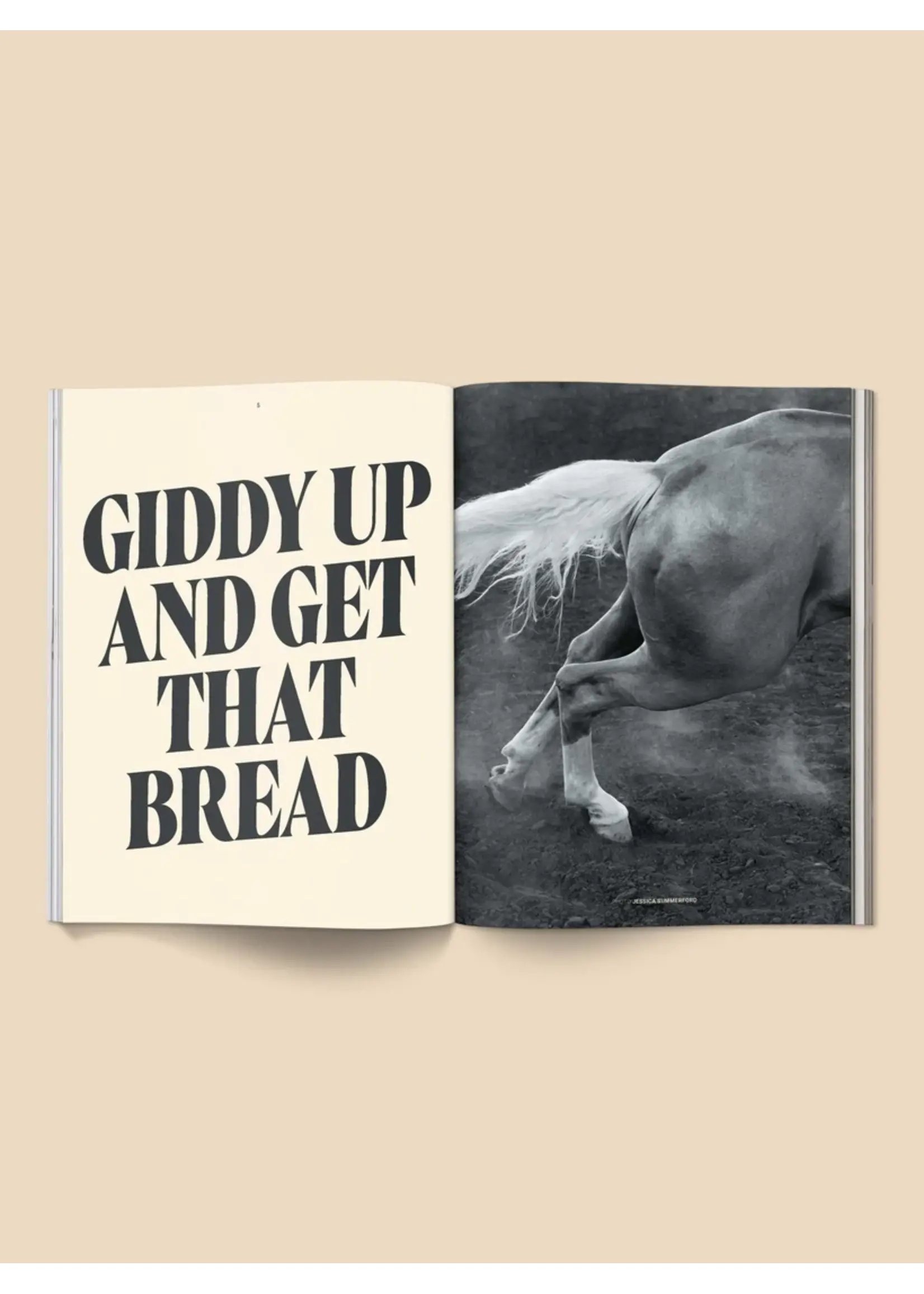 Broccoli Magazines "Calling All Horse Girls"par Broccoli