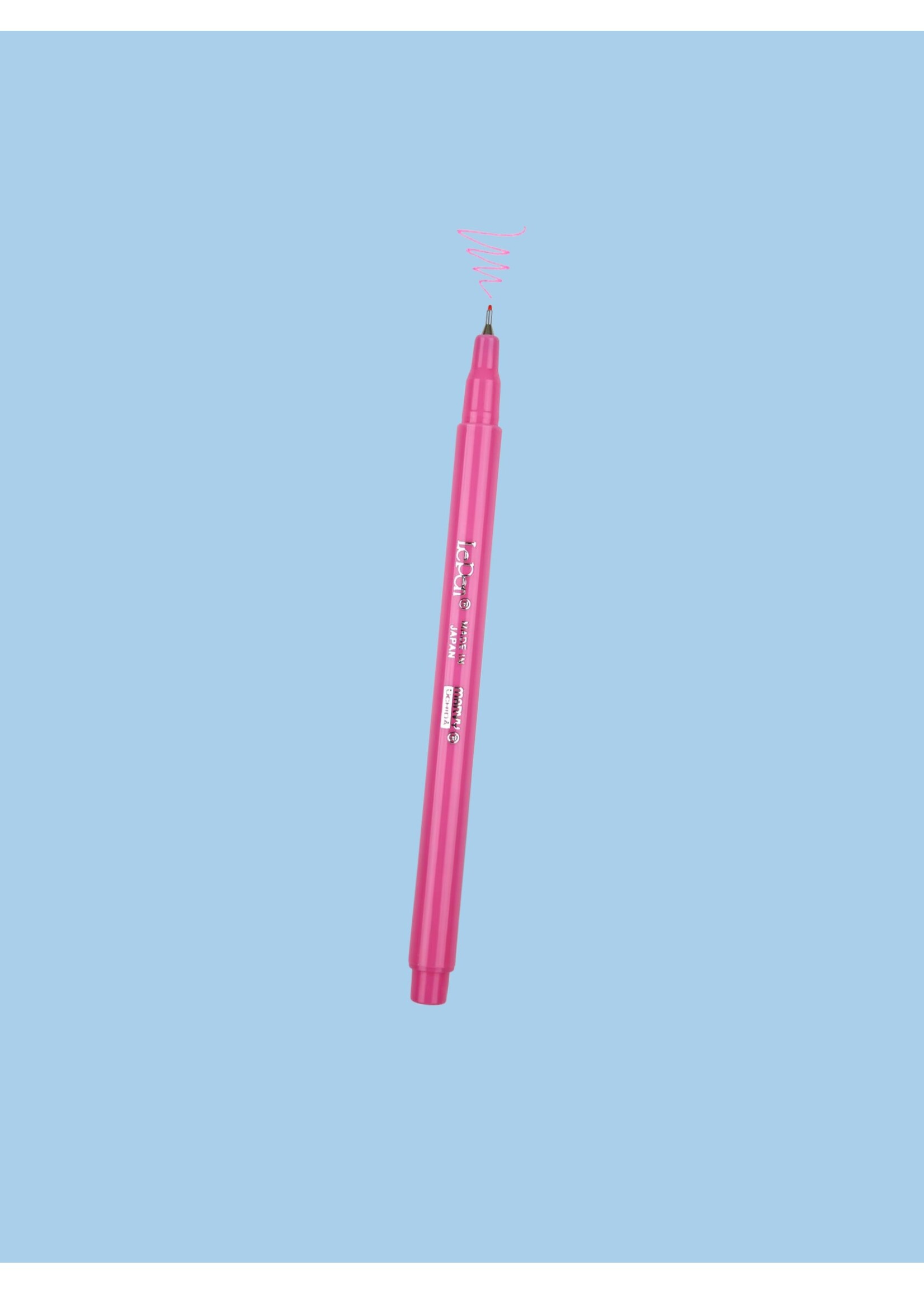 Marvy Uchida Stylos fins par Le Pen