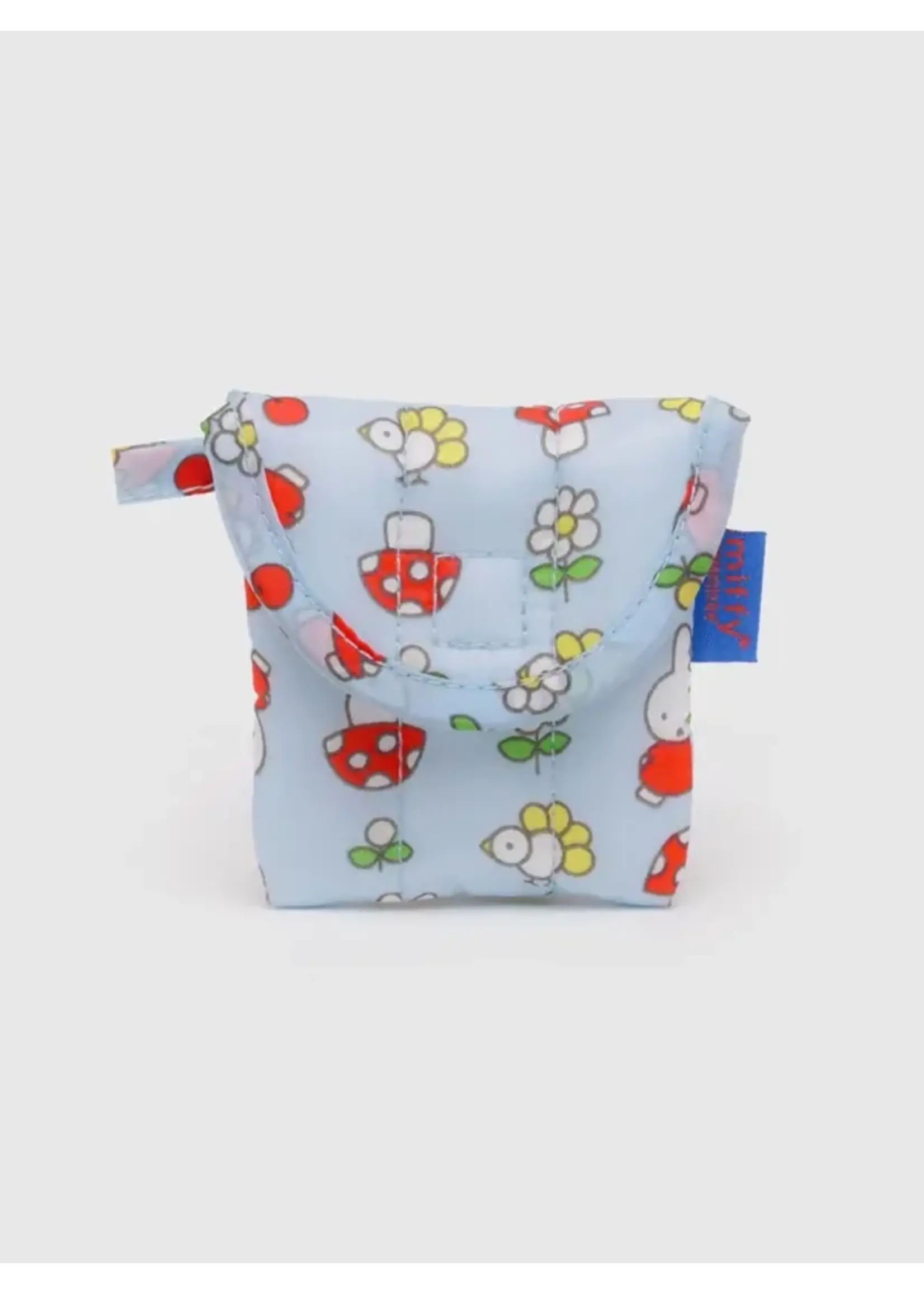 Baggu Earbuds cases by Baggu