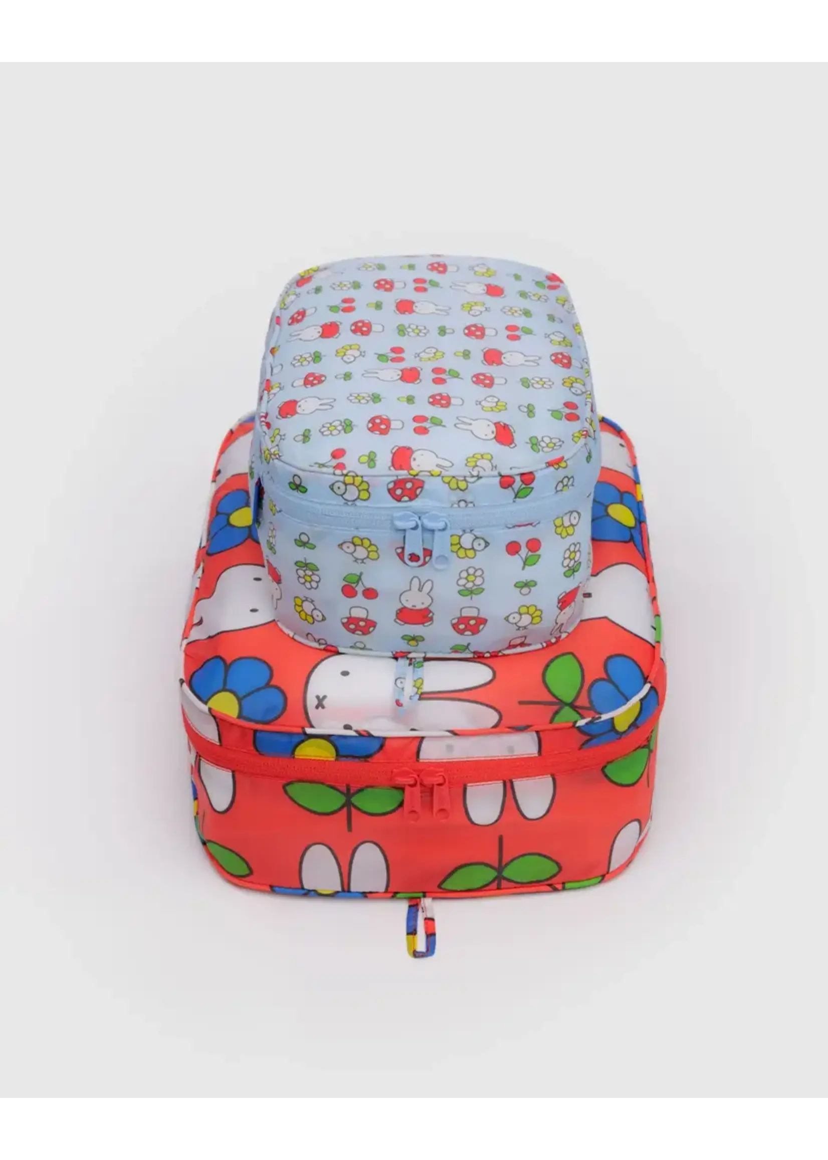 Baggu Packing cubes by Baggu