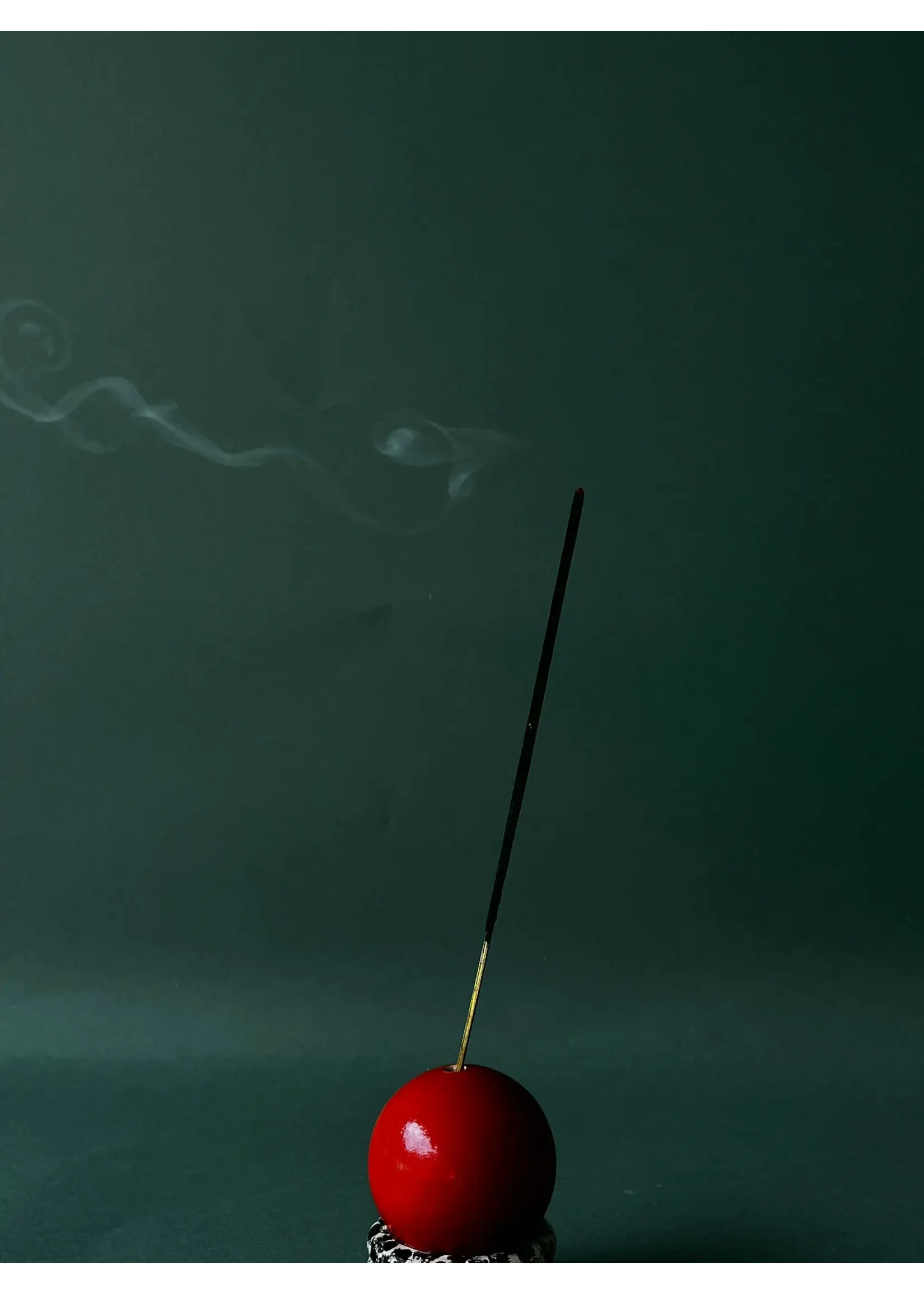 R-KI-TEKT Incense Holder Mari by R-KI-TEKT