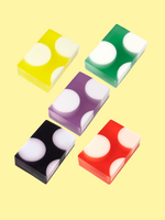 ARAMLEE Polka dot soap