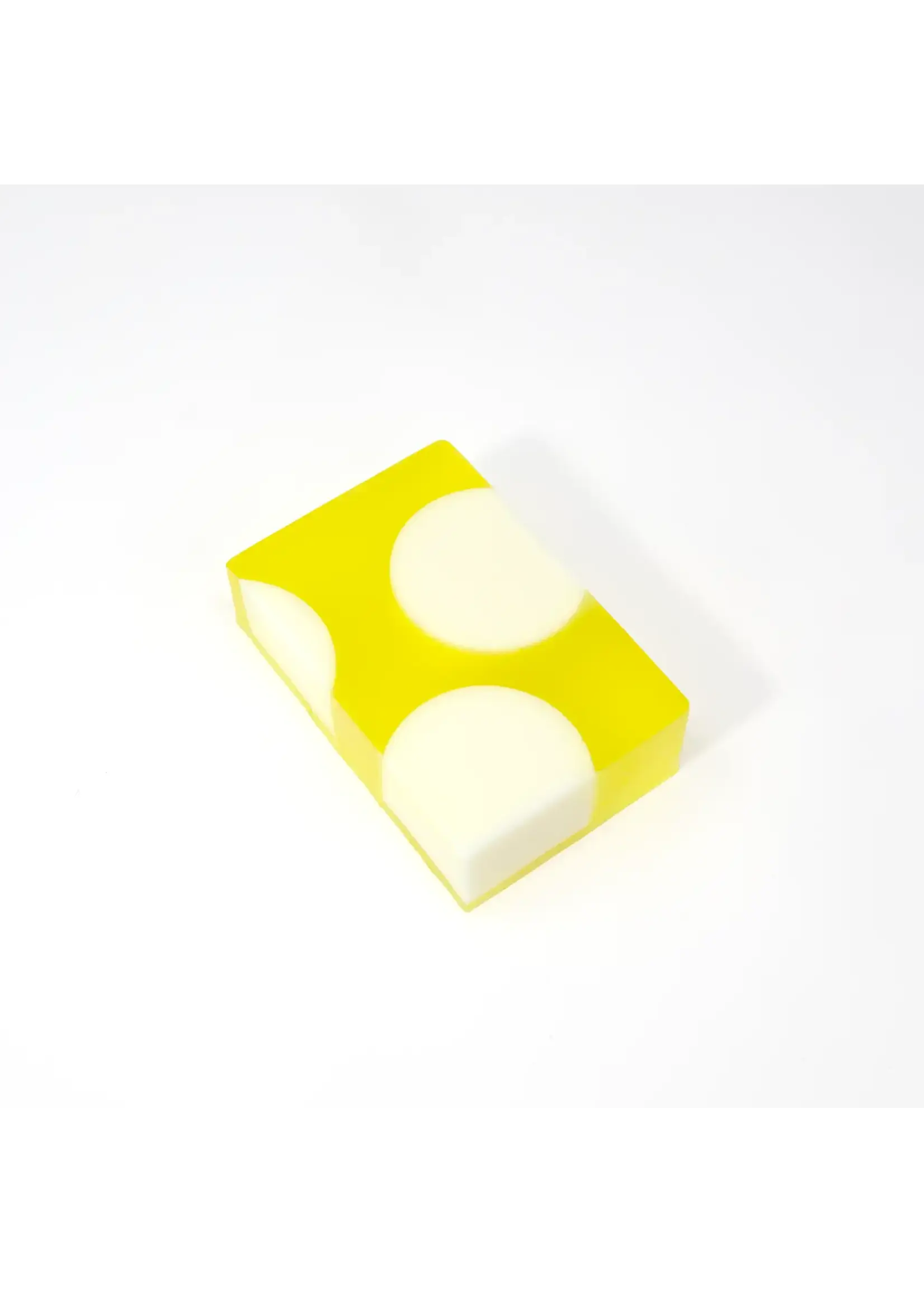 ARAMLEE Polka dot soap