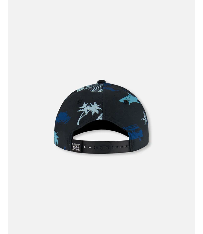 Deux par Deux  Cap Light Blue Beach on Black