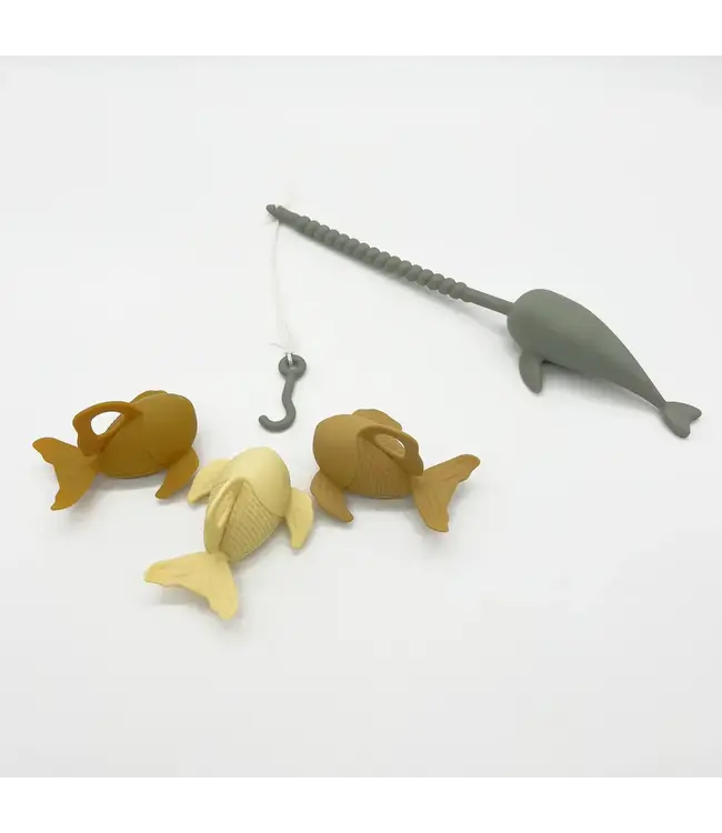 Peaks & Valleys Fishing Bath Toy