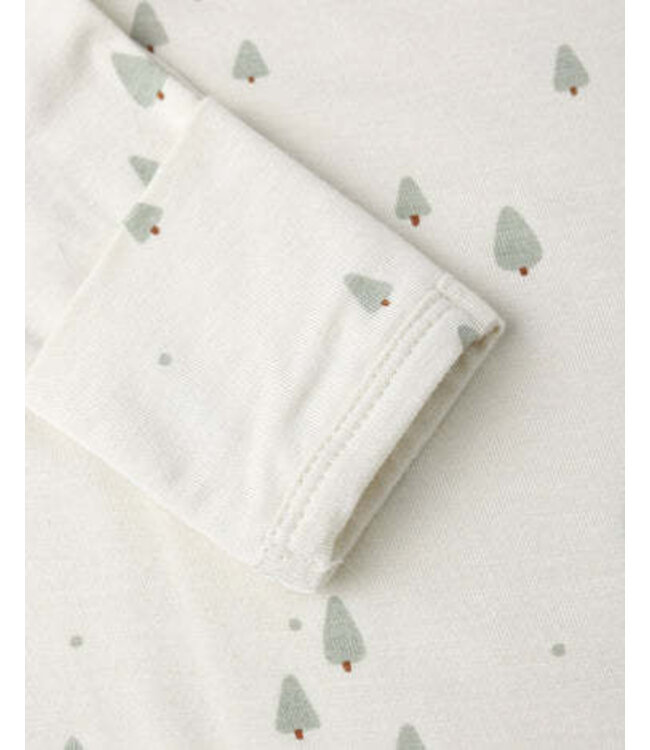 Quincy Mae Bamboo Baby Gown + Hat Set Trees