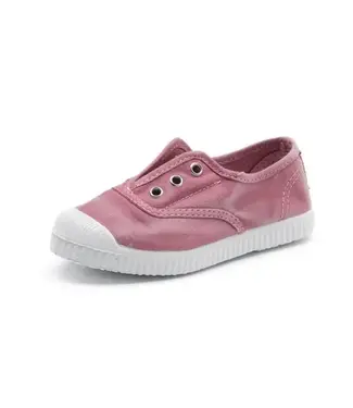 Cienta Slip-On Sneakers