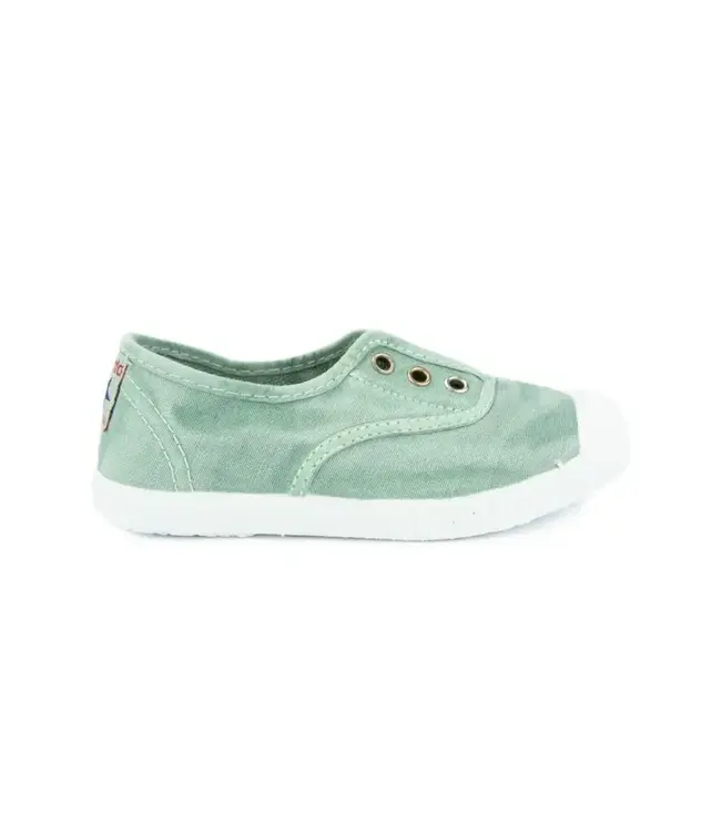 Cienta Slip-On Sneakers