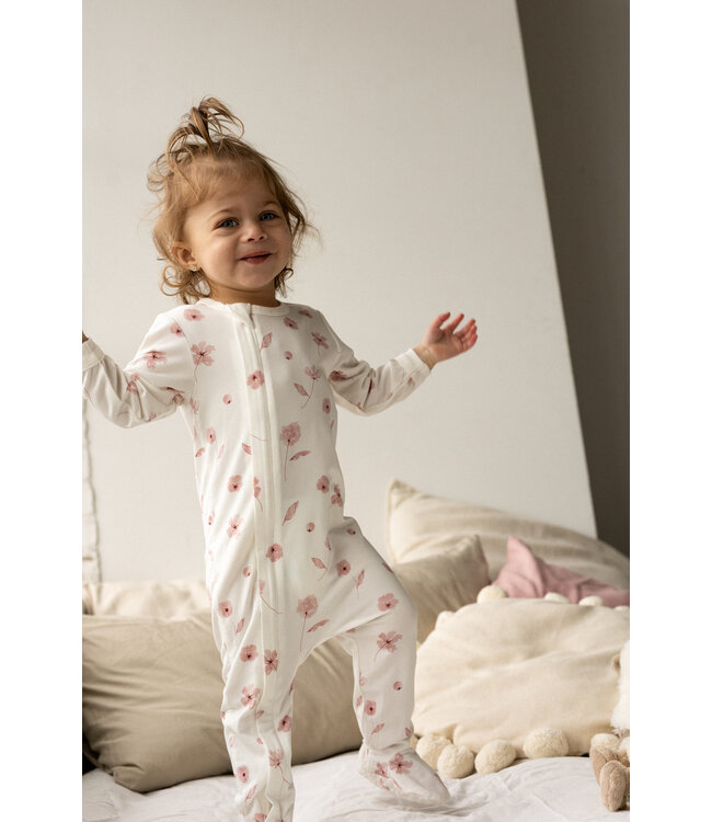 Coccoli Coccoli Modal Zipper Footie Mauve Flowers on Cream
