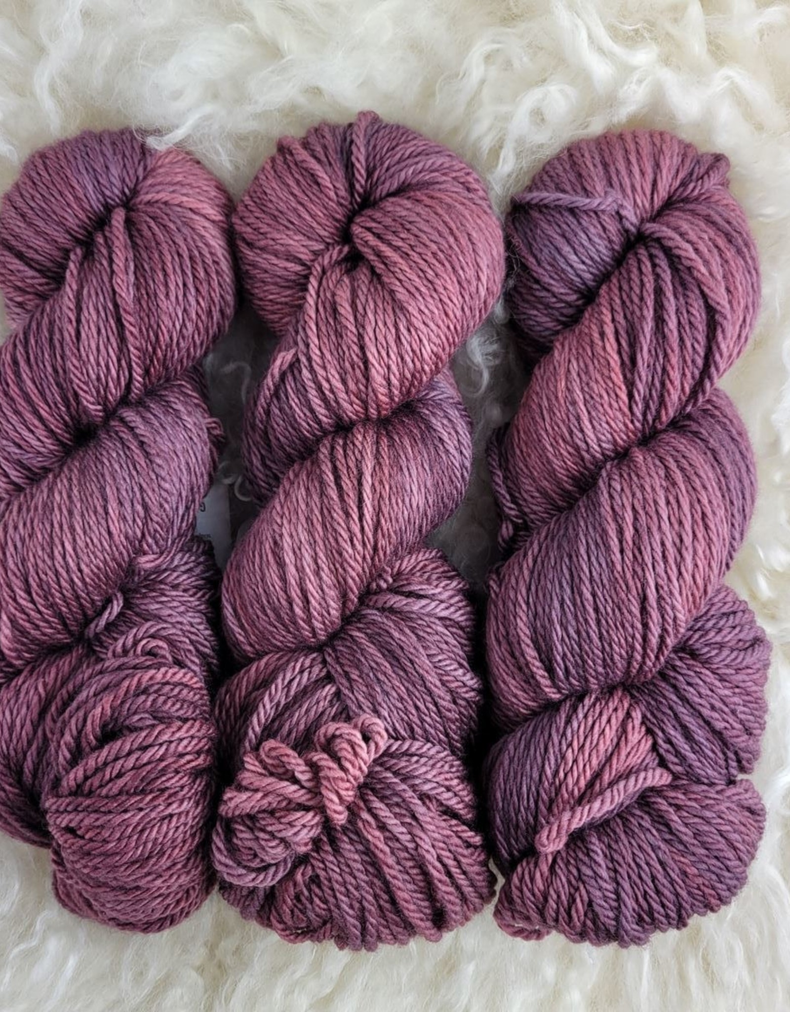 Palouse Yarn Owyhee Aran 100g Granny Violet