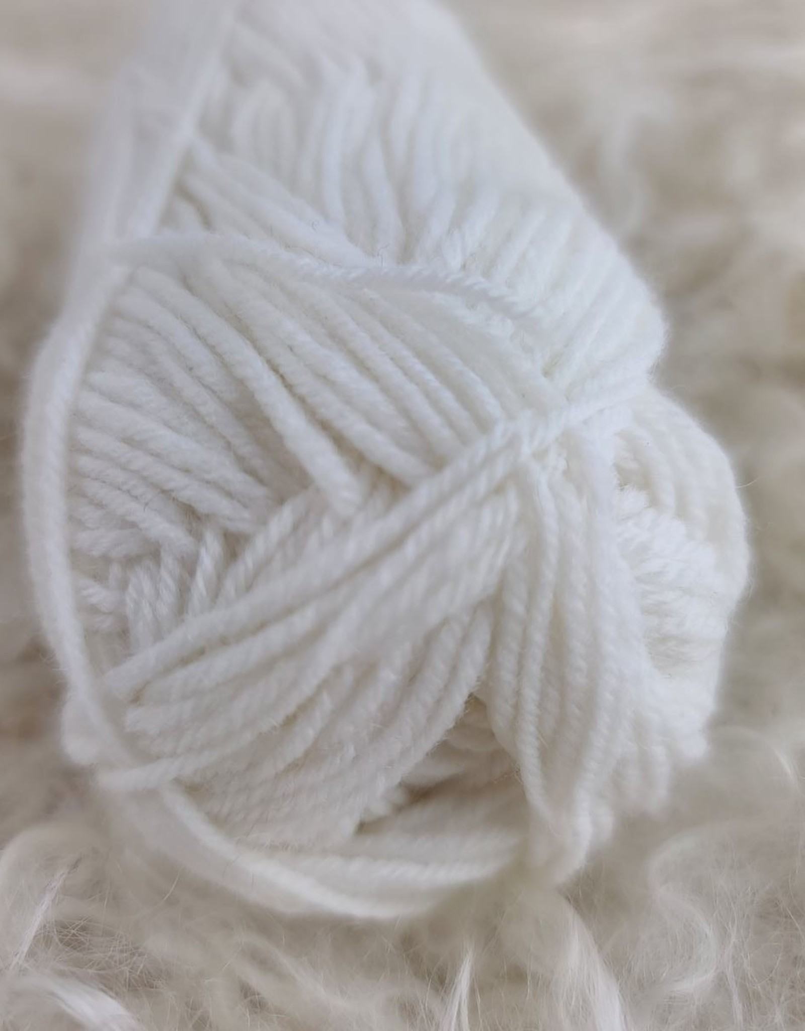 Universal Yarns Uni Merino 25g mini 101 bone
