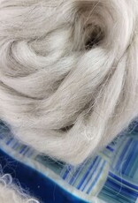 2 oz undyed mohair top 31 micron