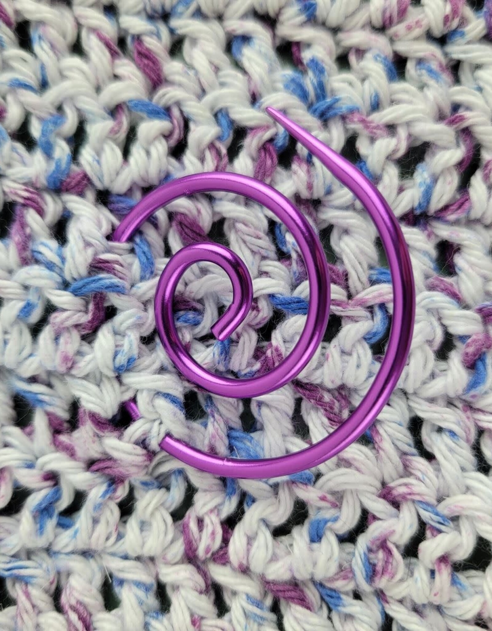 Cable Needle spiral purple metal
