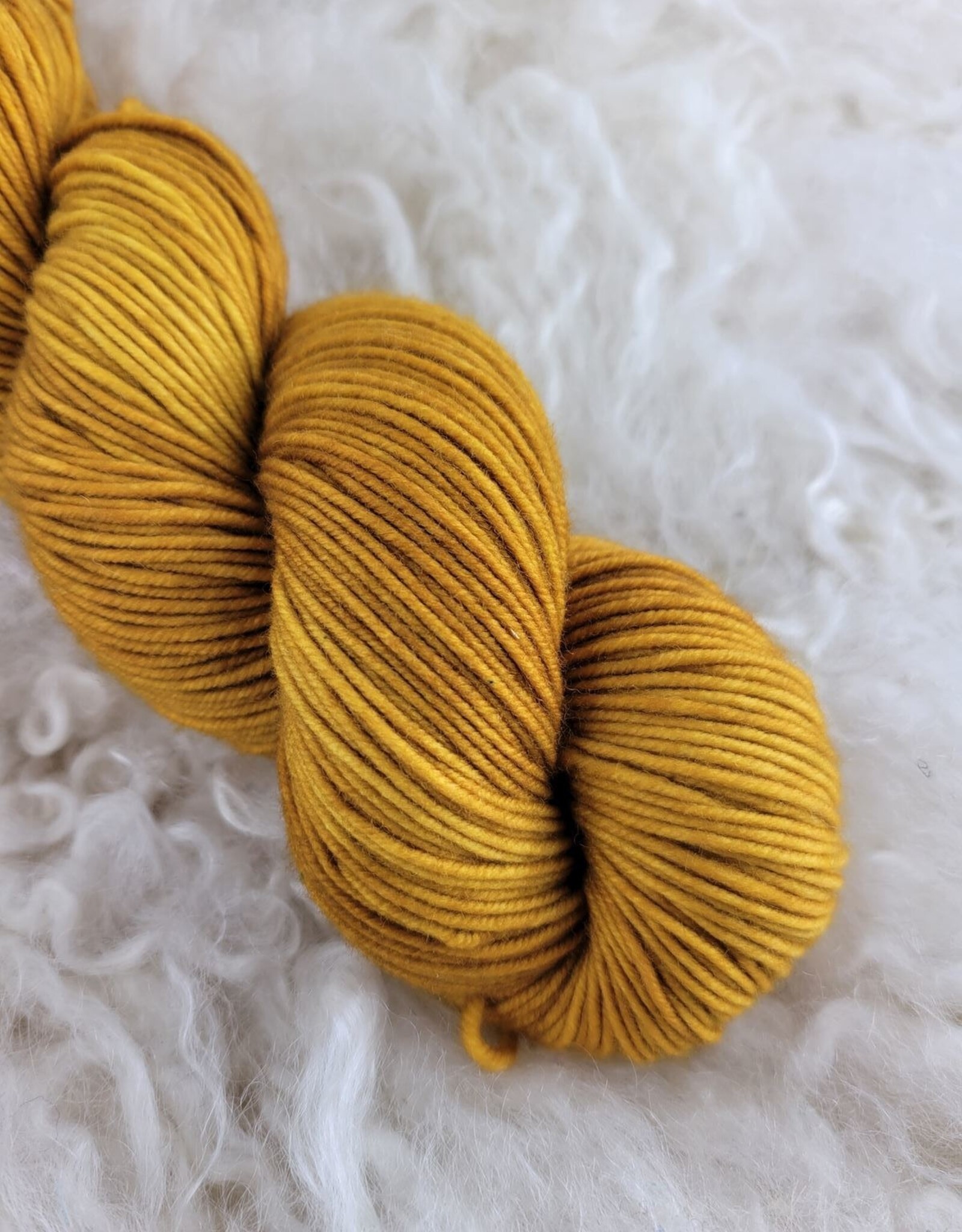 Palouse Yarn Centennial SW Worsted 100g bottled sunshine