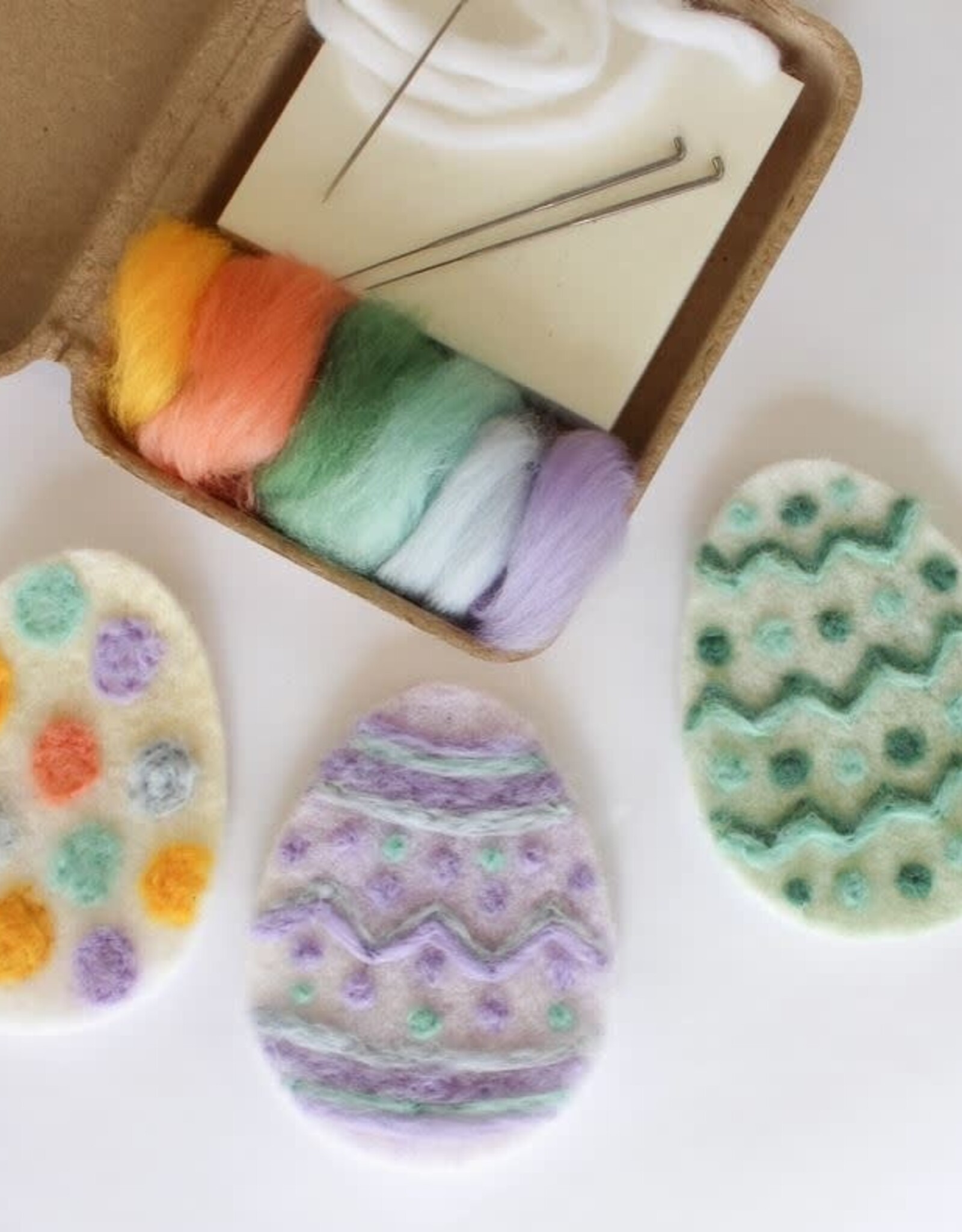 Sheep Creek Studio KIT needle felt - easter egg