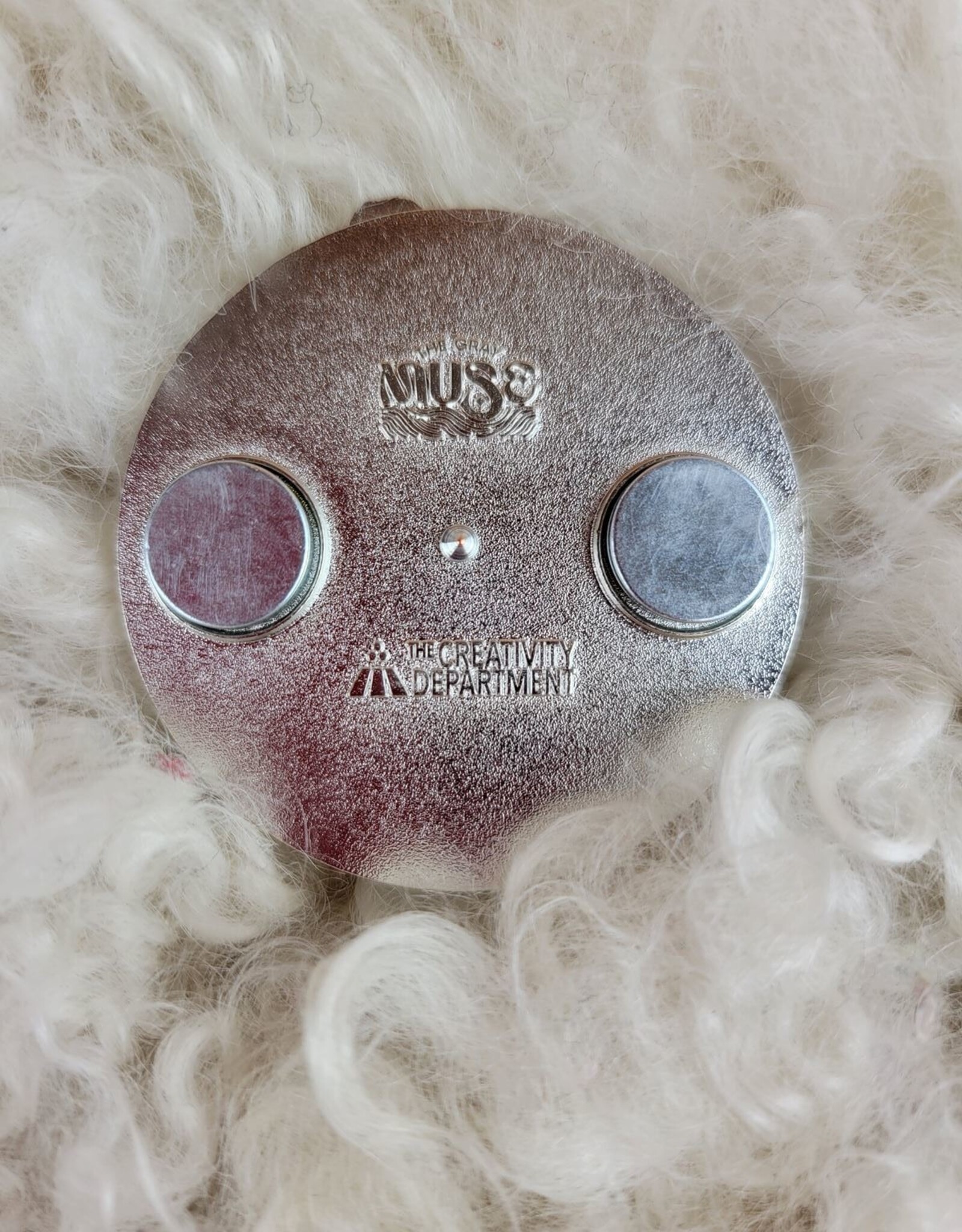 Gray Muse Color Fidget magnet