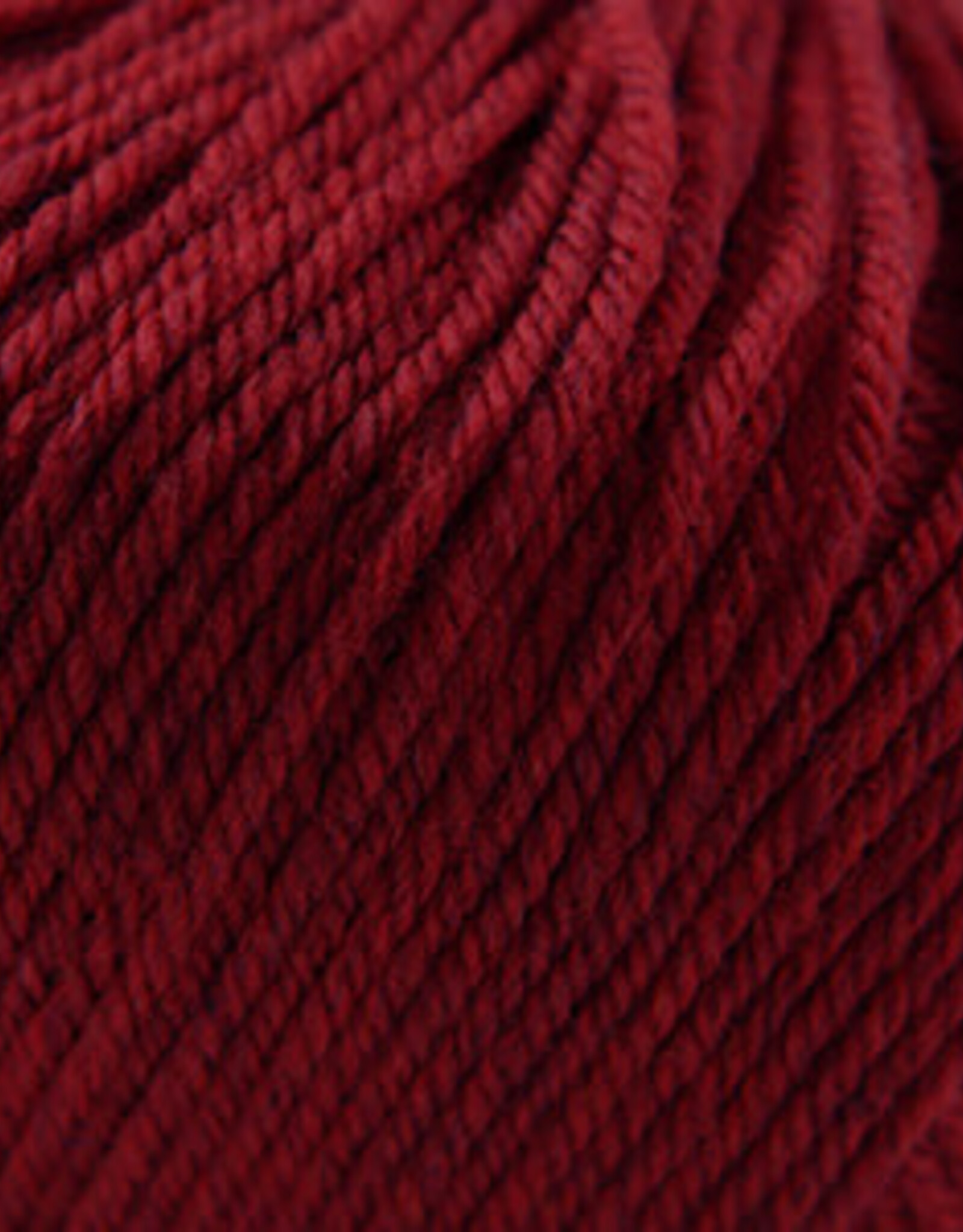 Cascade 220 SW Worsted 1922 Christmas Red H
