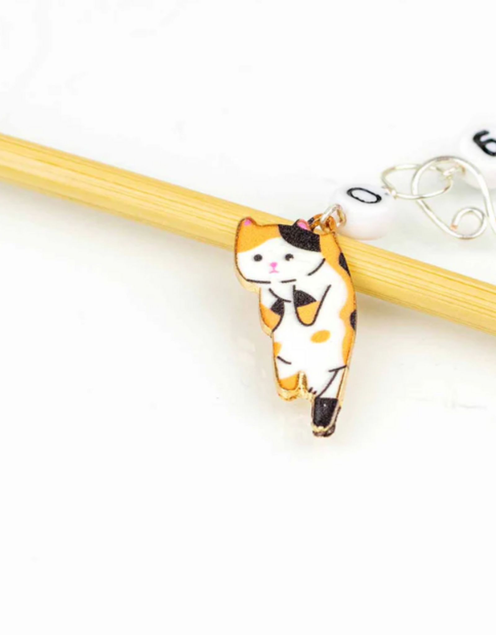 Row Counter Chain M Calico Cat